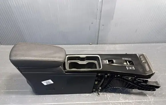 Opel Mokka Center console 