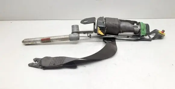 Volvo V70 Front seatbelt 8626240