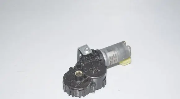 BMW 5 F10 F11 Seat adjustment motor 9168746 52109168746