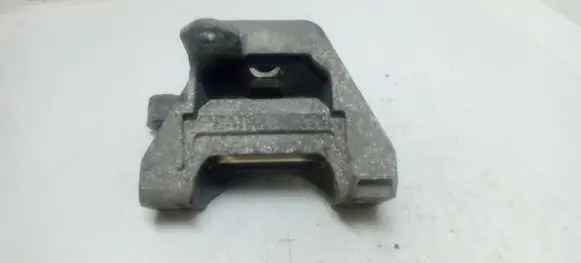Opel Vectra C Gearbox mount