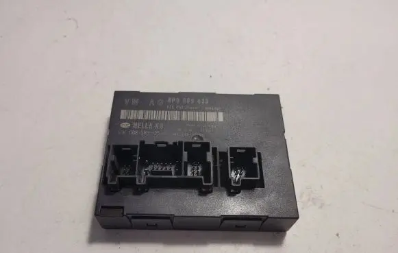Audi A3 S3 8P Comfort/convenience module 8P0959433 05600600 5DK00858335