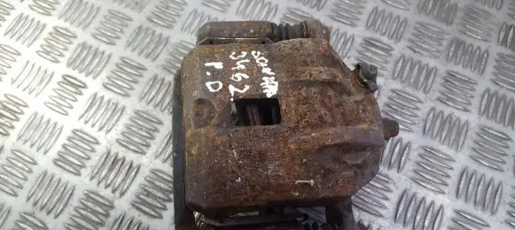 Hyundai Sonata Front brake caliper