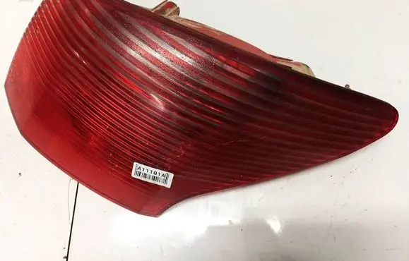 Peugeot 407 Rear/tail lights 