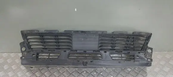 Peugeot 3008 II Front bumper lower grill 9811665777