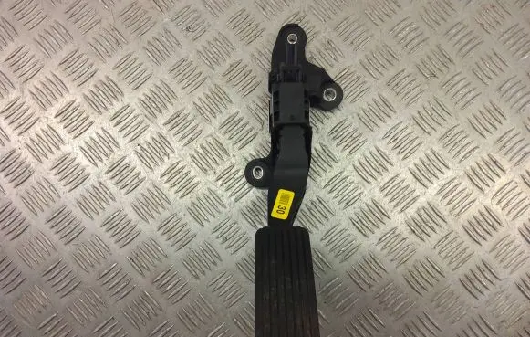 KIA Stonic Accelerator throttle pedal 327002ABXX