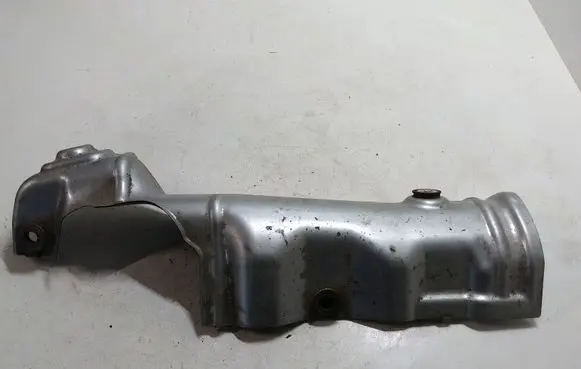 Toyota Land Cruiser (J150) Heat shield in engine bay 