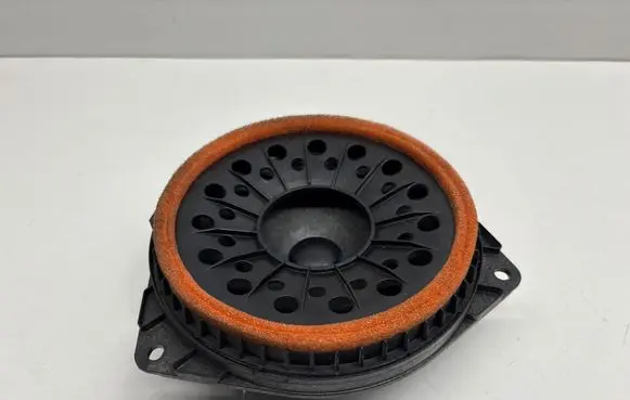 Toyota Prius+ (ZVW40) Rear door speaker 861600WV60 12312J0802 8942002301A