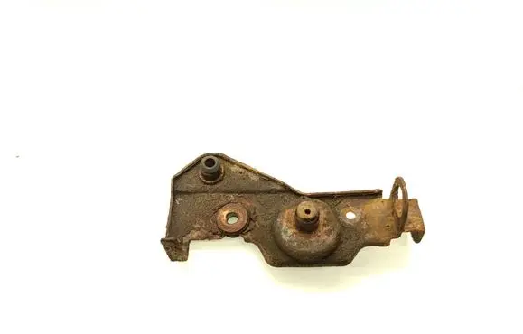 Toyota RAV 4 (XA40) Radiator mount bracket 