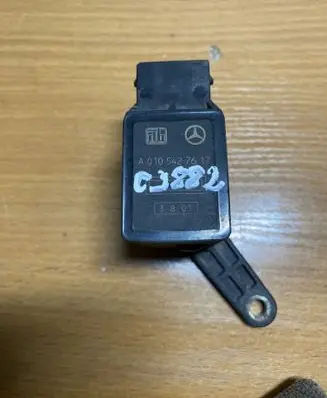 Mercedes-Benz S W220 Other devices A0105427617 C3882
