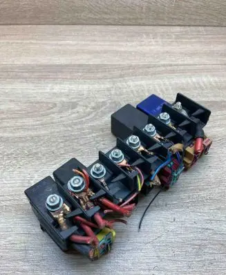 Audi A4 S4 B5 8D Fuse box set 4A0941822 896046