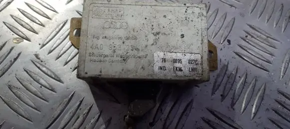 Audi A4 S4 B5 8D Immobilizer control unit/module 4a0953234 7608950270