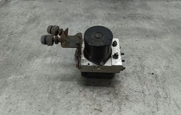 Skoda Fabia Mk2 (5J) ABS Pump