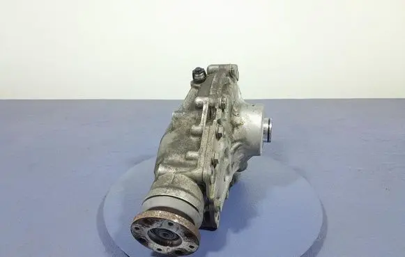 BMW M5 Front differential 8635870