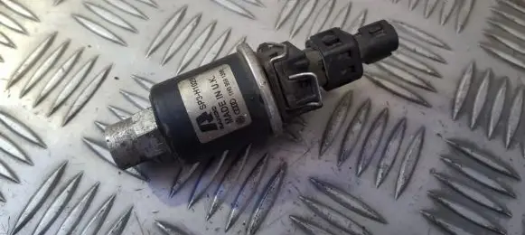 Air conditioning (A/C) pressure sensor