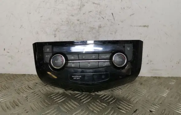Nissan X-Trail T32 Climate control unit 275004EAOA