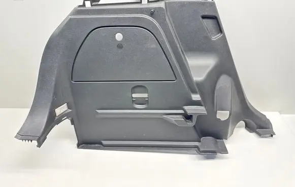 Trunk/boot lower side trim panel