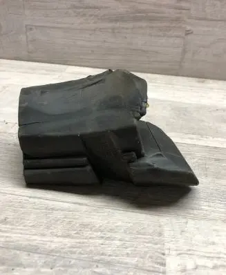 BMW 5 G30 G31 Other engine bay part 14389710 7352223 07080910