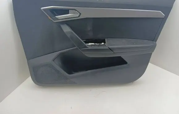 Seat Ibiza V (KJ) Front door card panel trim 6F0867114