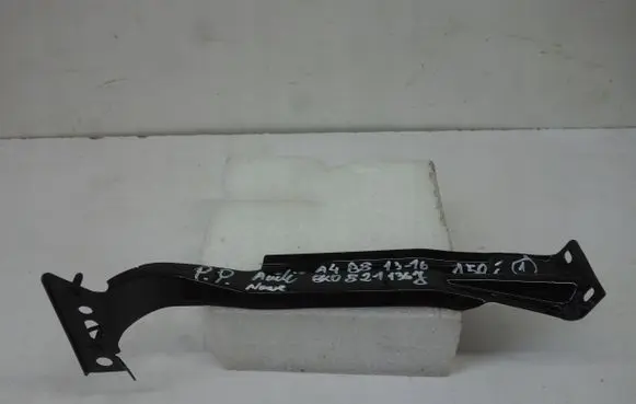 Audi A4 S4 B8 8K Fender mounting bracket 8K0821136J