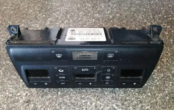 Audi A4 S4 B6 8E 8H Climate control unit 4B0820043H