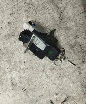 Toyota Corolla Verso AR10 Ignition lock