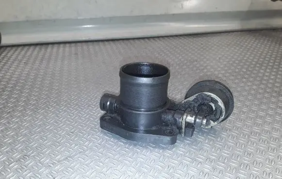 Renault Megane II Engine shut-off valve 