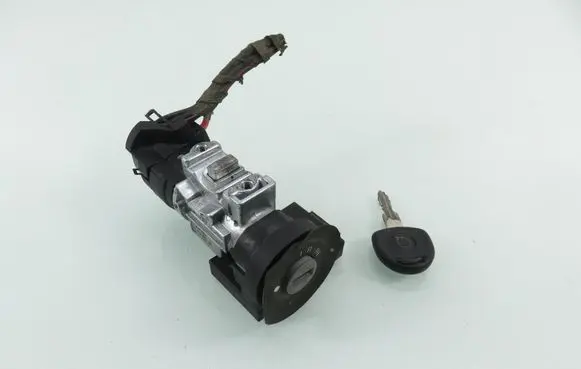 Opel Astra F Ignition lock 24418928 26034041