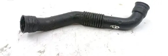 Volkswagen PASSAT B5.5 Breather hose/pipe 038103493