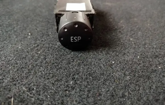Audi TT Mk1 ESP (stability program) switch 8N0927134