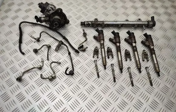 Iveco Daily 6th gen Fuel injection system set 5801572470 0445010586 504371261