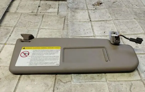 Volkswagen PASSAT B6 Sun visor 3C0857552