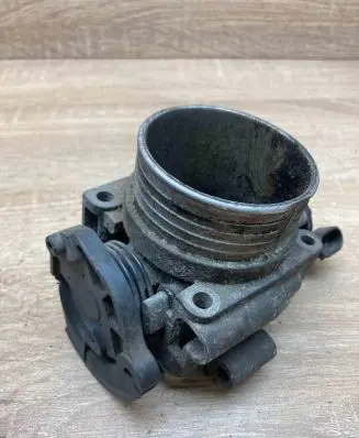 Volvo S40, V40 Throttle valve 9186780 7279100002