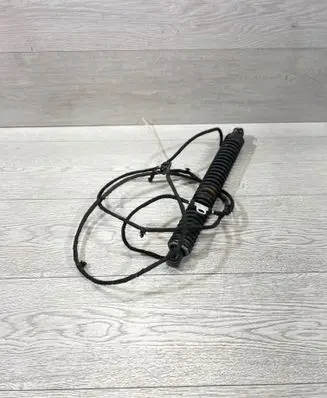 BMW 7 F01 F02 F03 F04 Tailgate/trunk strut/damper 7185713