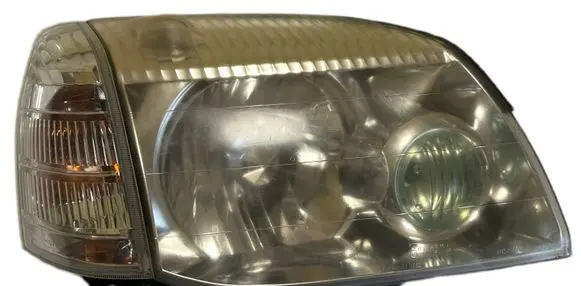 Nissan X-Trail T30 Headlight/headlamp 1682