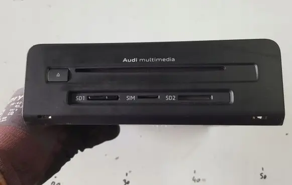 Audi A4 S4 B9 Navigation unit CD/DVD player 8W0035192