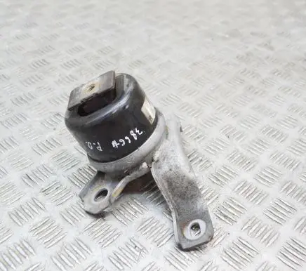 Volvo XC60 Engine mount bracket 31330135 F7008000