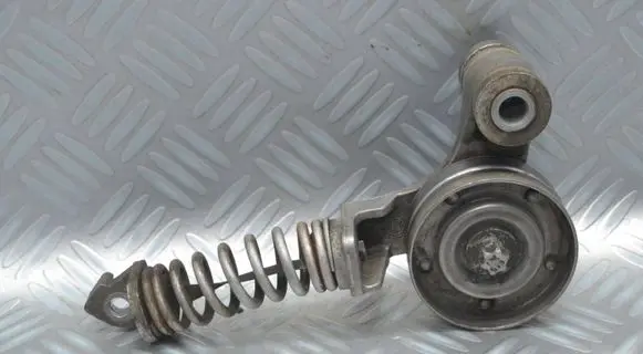 Opel Astra J Generator/alternator belt tensioner