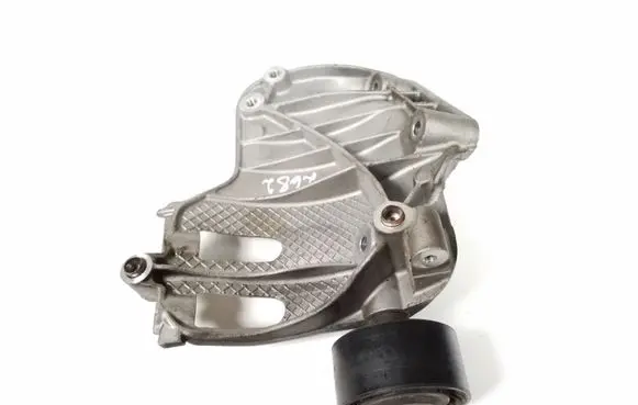 BMW 5 GT F07 A/C compressor mount bracket 7585167