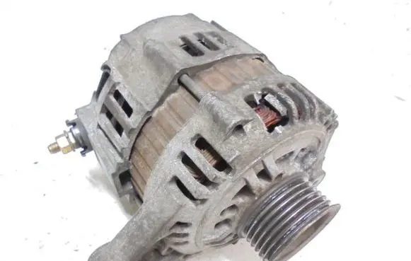 Nissan Micra Generator/alternator 23100AP000