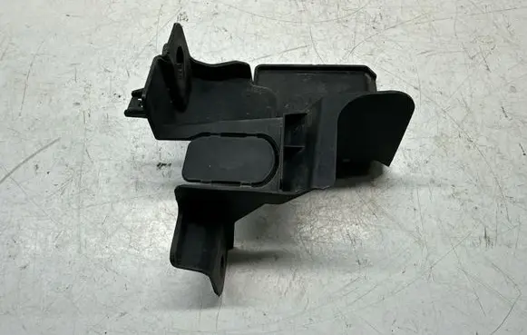 Mazda 2 Intercooler air guide/duct channel KF336