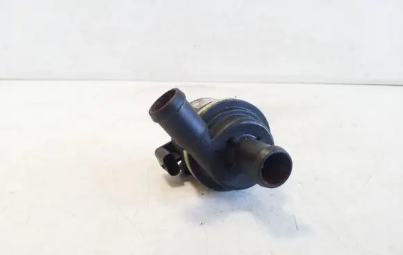 Volkswagen Touareg II Electric auxiliary coolant/water pump 059121004J