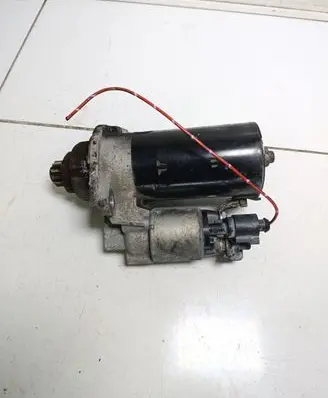 Volkswagen Polo V 6R Starter motor 02Z911025N 0001123028