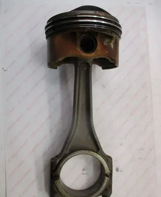 Piston with connecting rod