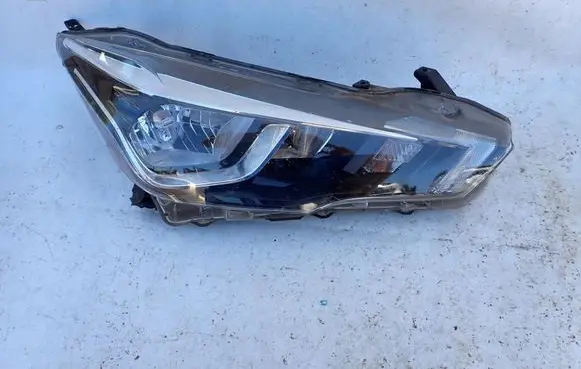 Nissan Micra K14 Headlight/headlamp
