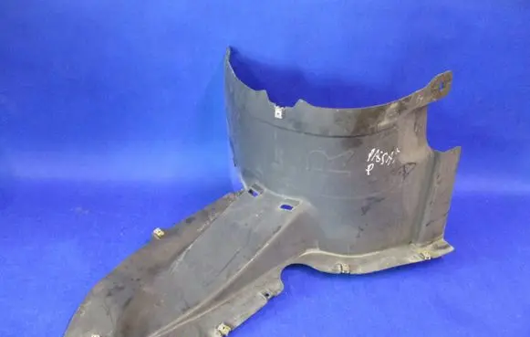 Volkswagen PASSAT B6 Front wheel arch liner splash guards 3C0805912A