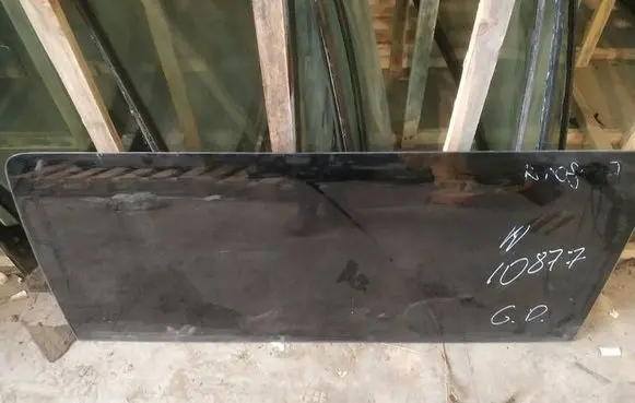 Ford Transit Rear side window