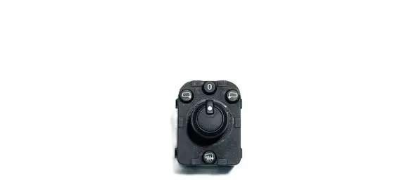 Audi Q2 - Wing mirror switch 4M0959565K 37552