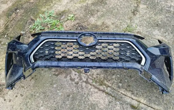 Toyota RAV 4 (XA30) Front bumper