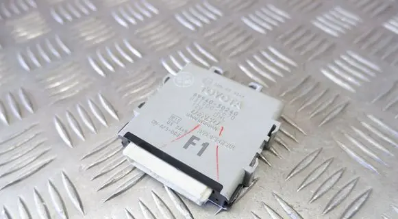 Lexus GS 250 350 300H 450H Light module LCM 8994030240
