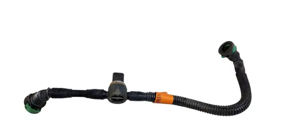 Ford Escape IV Fuel line/pipe/hose 
